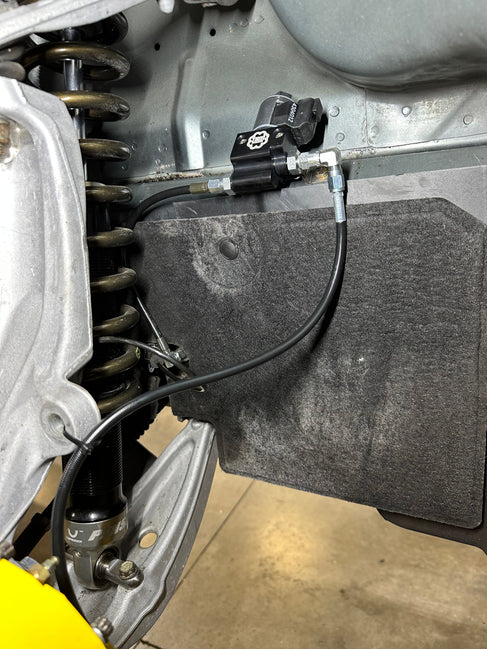 2009-15 CTSv2 Dual Line Lock Kit w/ Brackets – Motion Raceworks