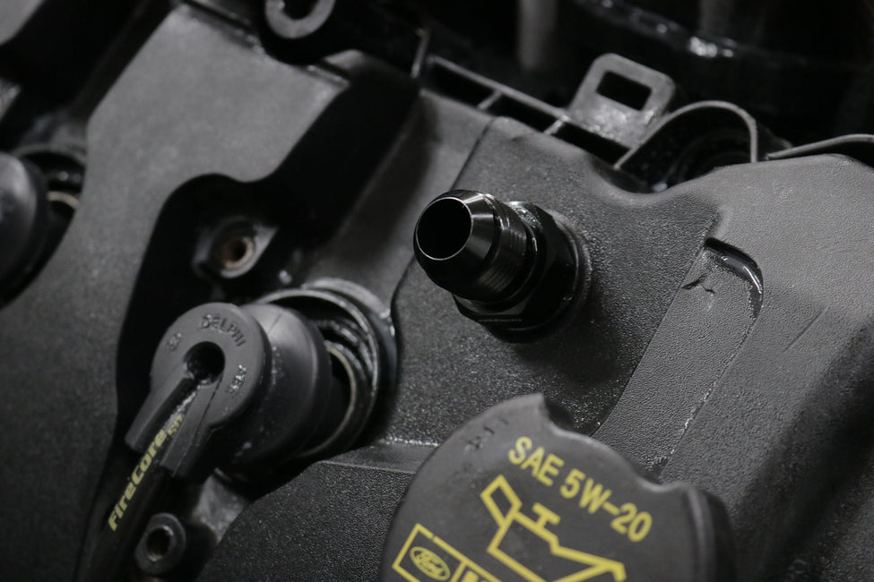 Coyote Valve Cover Fittings 10AN (Pair) 3212009 Motion Raceworks